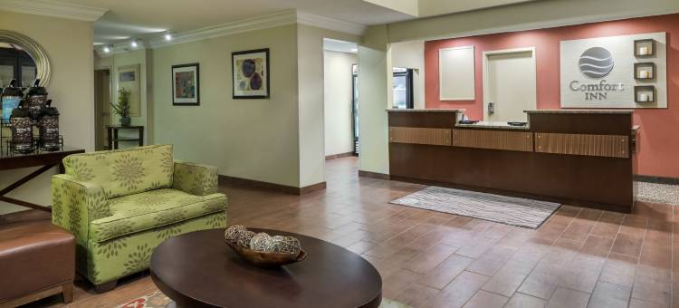 费耶特维尔自由堡附近舒适酒店(Comfort Inn Fayetteville Near Fort Bragg)图片