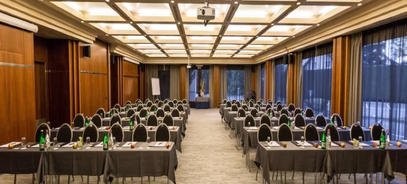 永恒酒店及度假村(Everness Hotel & Resort)图片