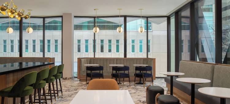 希尔顿欢朋酒店，卡尔加里市中心(Hampton Inn By Hilton Calgary Downtown)图片