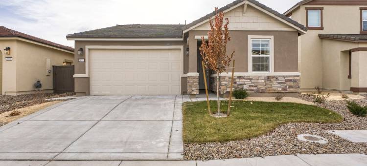 时尚光滑的4卧室内华达州住宅，靠近雷诺市中心(Stylish Sleek 4Br Nevada Home Near Downtown Reno)图片