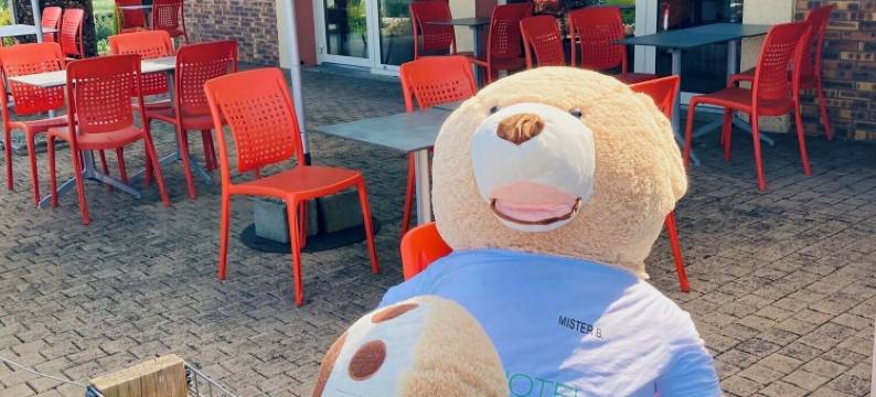 伊文思英式酒店(Brit Hotel Les Evens)图片