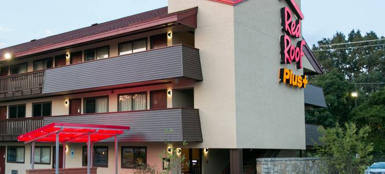 红顶PLUS+酒店-哥伦布俄亥俄州立大学(Red Roof PLUS+  Columbus - Ohio State University OSU)图片