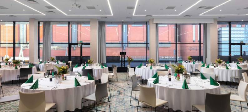 波兹南中心诺富特酒店(Novotel Poznan Centrum)图片