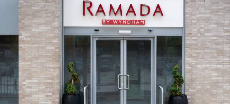 利兹东华美达温德姆酒店(Ramada by Wyndham Leeds East)图片
