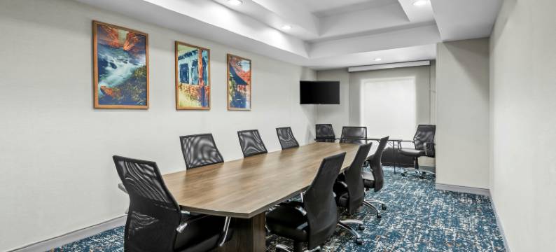 希尔顿欢朋酒店-哈里森(Hampton Inn Harrison)图片