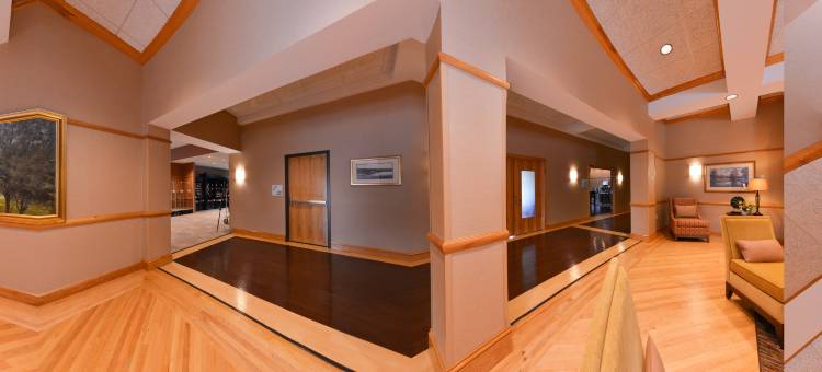布瑞兹伍德智选假日酒店(Holiday Inn Express BREEZEWOOD by IHG)图片