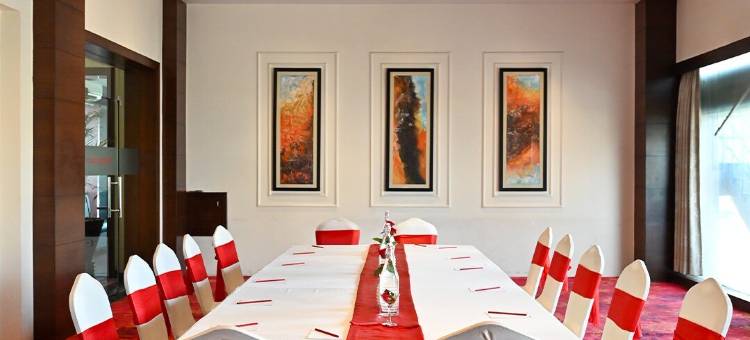 红狐由柠檬树酒店，阿尔瓦尔(Red Fox by Lemon Tree Hotels, Alwar)图片