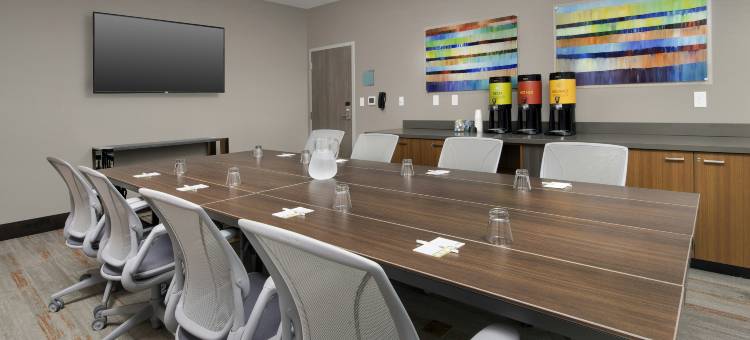 夏律第镇市中心希尔顿惠庭酒店(Home2 Suites by Hilton Charlottesville Downtown)图片