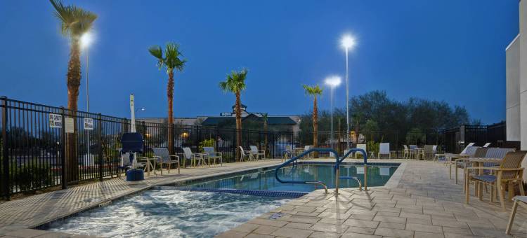 马里奥特凤凰城格兰岱尔运动和娱乐区TownePlace Suites 酒店套房(TownePlace Suites Phoenix Glendale Sports & Entertainment District)图片
