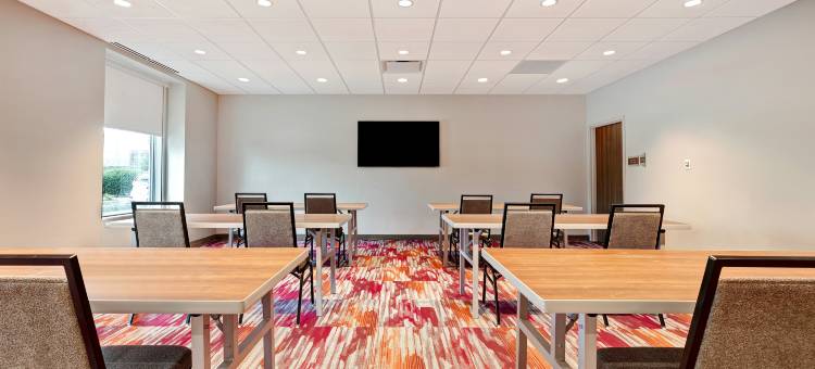 芝加哥林肯郡惠庭套房酒店(Home2 Suites by Hilton Lincolnshire Chicago)图片