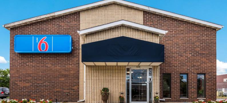 麦迪逊东6号汽车旅馆(Motel 6 Madison, WI - East)图片