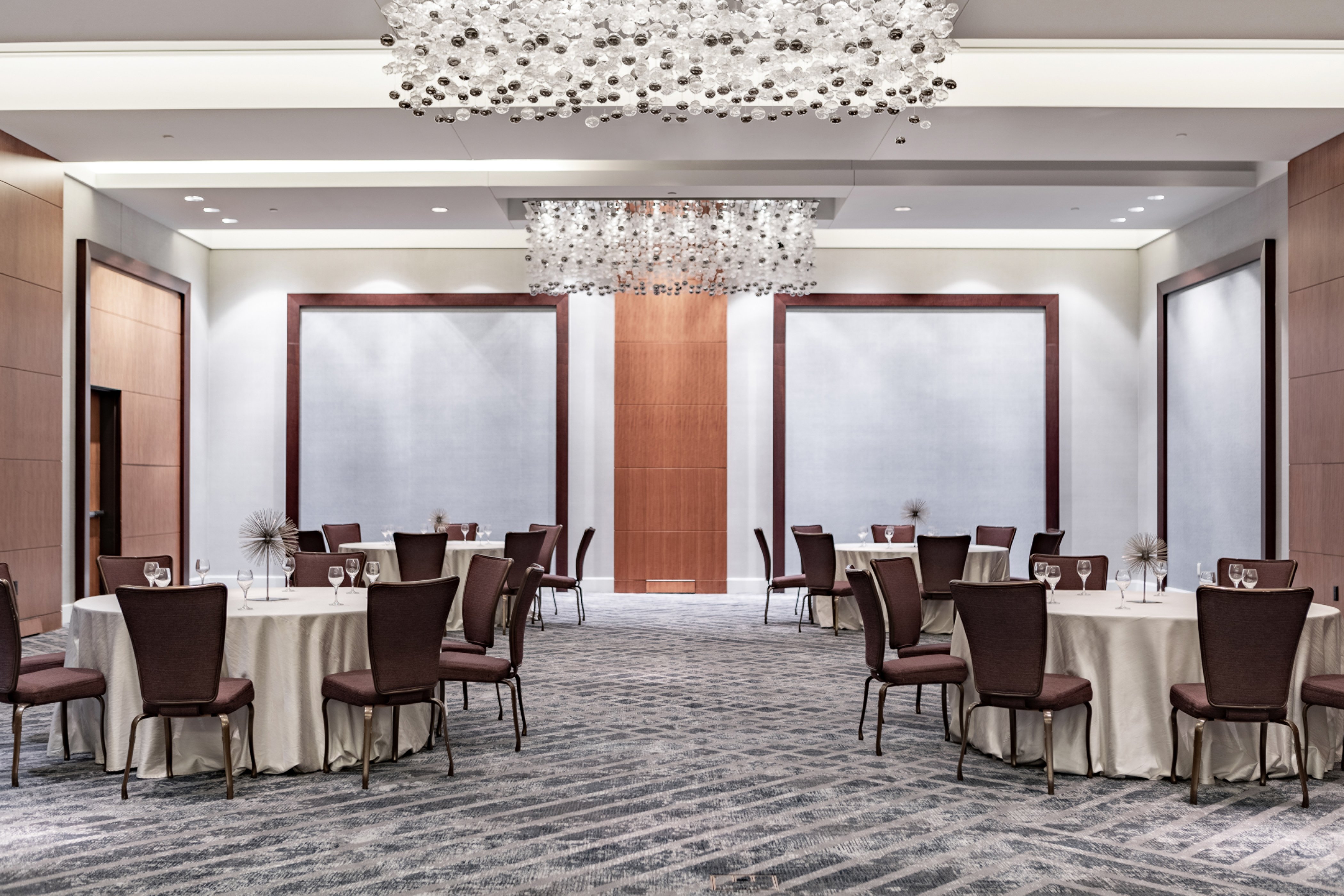 Four Seasons Hotel Denver Over view