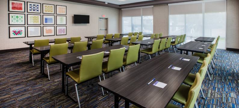 亚特兰大北伍德斯托克智选假日套房酒店(Holiday Inn Express & Suites ATLANTA N - WOODSTOCK by IHG)图片