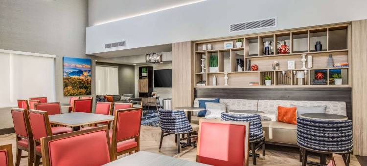 舒适套房酒店(Comfort Inn & Suites)图片