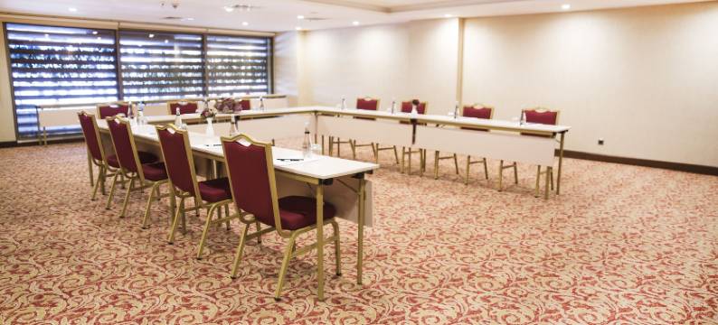 格兰阿拉斯套房酒店(Grand Aras Hotel & Suites)图片