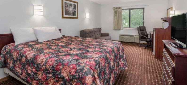 斯托顿戴斯酒店(Days Inn by Wyndham Stoughton WI.)图片