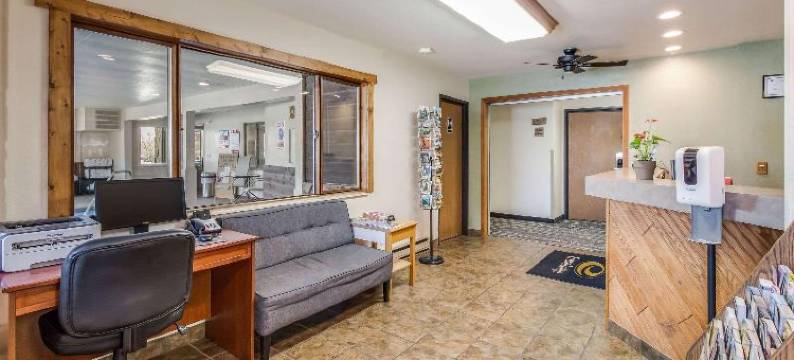 伊康旅馆(Econo Lodge, Downtown Custer Near Custer State Park and Mt Rushmore)图片