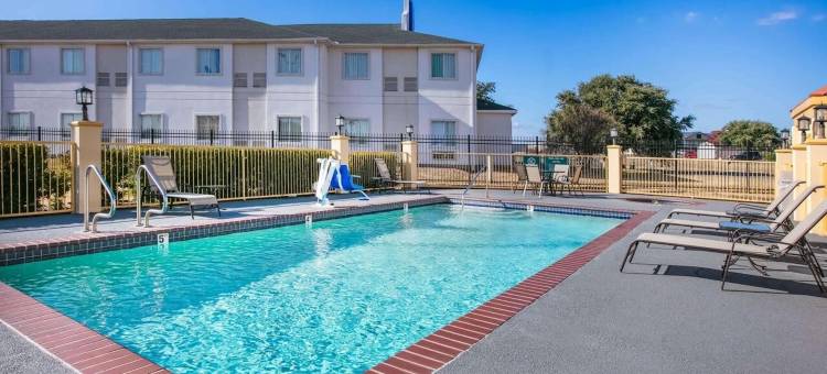 特勒尔红顶酒店(Red Roof Inn Terrell)图片