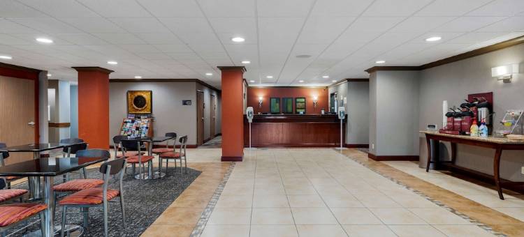 瀑布贝斯特韦斯特优质套房酒店(Best Western Plus Cascade Inn  Suites)图片