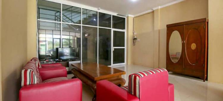 RedDoorz 在Solo的Hartono购物中心附近(RedDoorz Near Hartono Mall Solo)图片