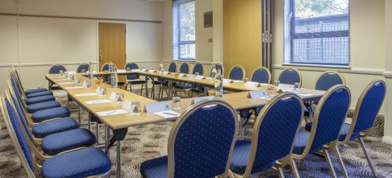 Holiday Inn 莱名顿斯巴- 华威(Holiday Inn LEAMINGTON SPA - WARWICK by IHG)图片