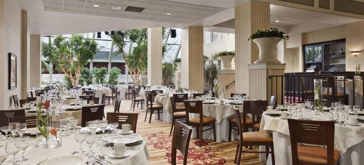 韦恩堡大韦恩会议中心希尔顿酒店(Hilton Fort Wayne at the Grand Wayne Convention Center)图片