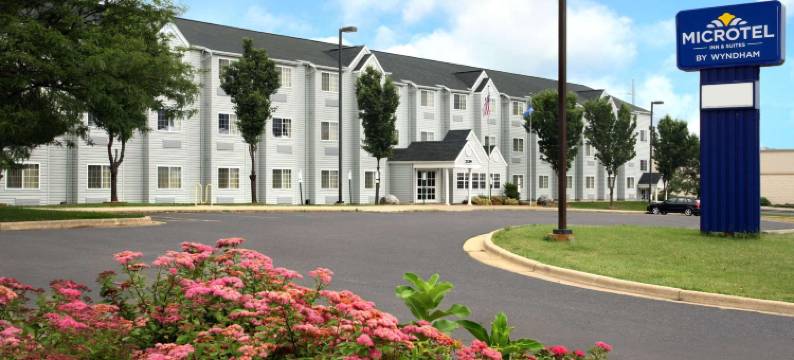 麦迪逊东麦客达温德姆酒店(Microtel Inn & Suites by Wyndham Madison East)图片