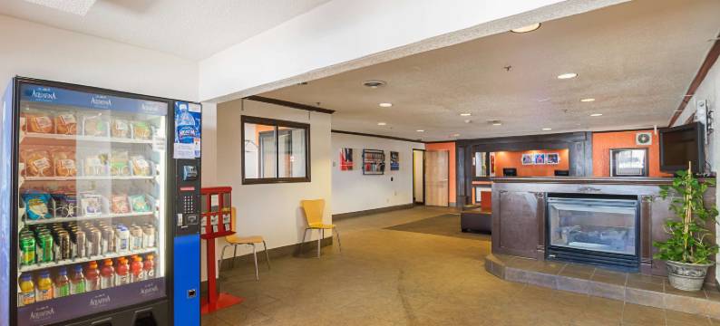 6号汽车旅馆十字路口购物中心 - 滑铁卢 - 雪松瀑布(Motel 6 Waterloo, IA - Crossroads Mall - Cedar Falls)图片