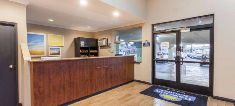 埃尔卡洪圣地亚哥东戴斯酒店(Days Inn by Wyndham San Diego-East/El Cajon)图片