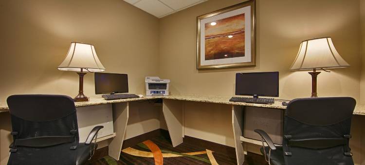 伍德兰德山贝斯特韦斯特优质套房酒店(Best Western Plus Woodland Hills Hotel  Suites)图片