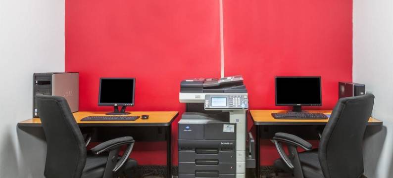 奥尔巴尼广场酒店(Albany Plaza Hotel)图片