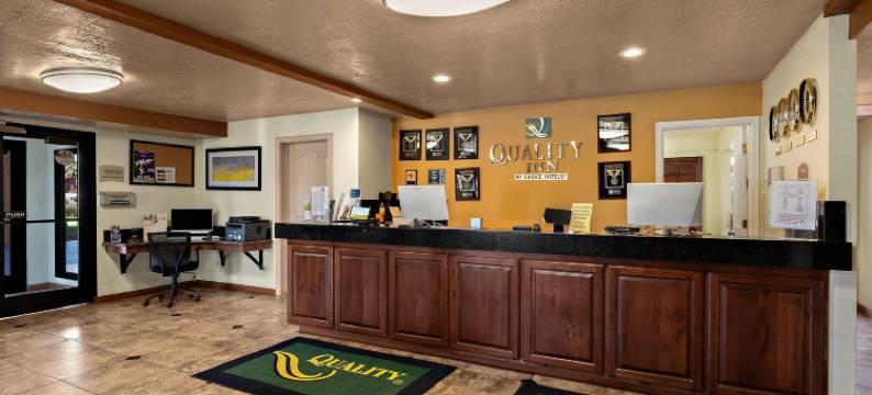 圣乔治南布拉夫品质酒店(Quality Inn Saint George South Bluff)图片