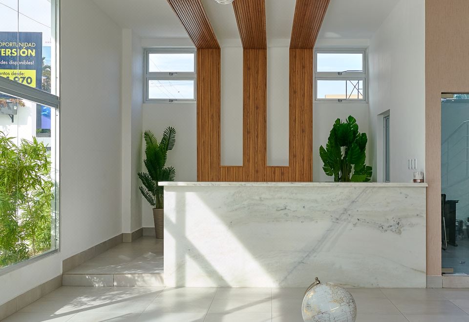 Central Suites Tower Hotel Overview