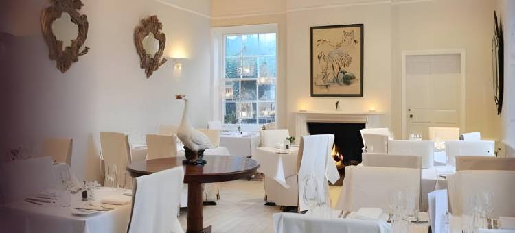 萨克蒙德汉姆钟声酒店(The Bell Hotel, Saxmundham)图片