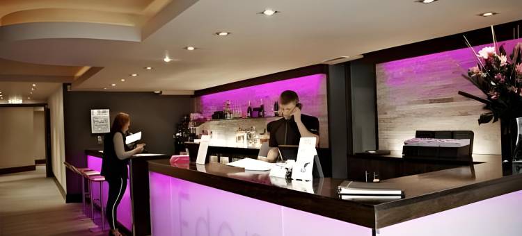 德雷顿苑酒店(The Drayton Court Hotel)图片