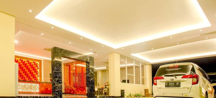 前一普瓦达迪酒店(Front One Hotel Purwodadi)图片