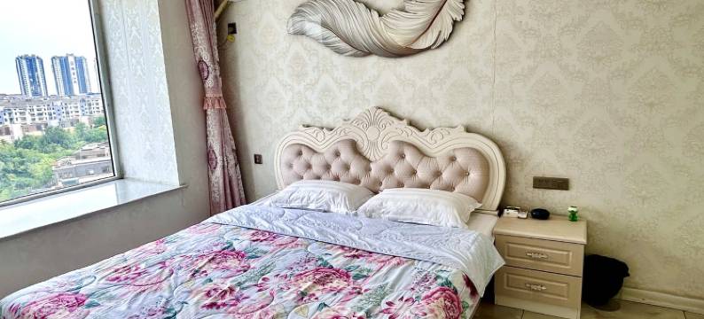 大白菜海景赫赫家民宿(峨眉山路分店)图片