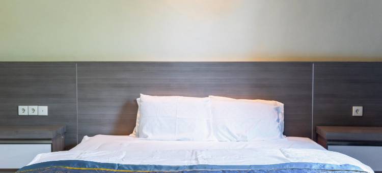 Mitra Hotel Muaro Bungo Mitra RedDoorz图片