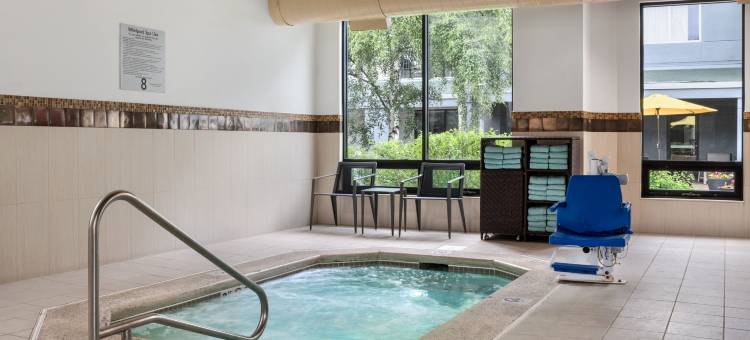 安克雷奇机场万怡酒店(Courtyard Anchorage Airport)图片