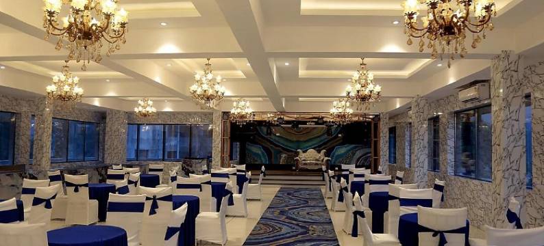 曼迪高地酒店 - 酒吧、高级餐饮和宴会厅(Hotel Mandi Heights - Bar, Fine Dining & Banquet Hall)图片