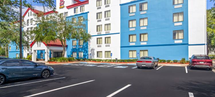 杰克逊维尔绍斯波因特红顶Plus酒店(Red Roof Plus+ Jacksonville - Southpoint)图片