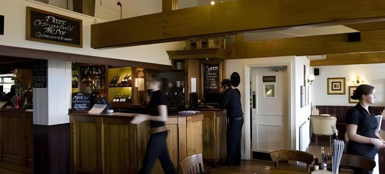圣奥斯特尔啤酒厂县纹章酒店(County Arms)图片