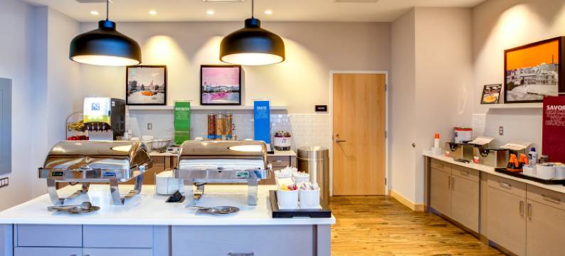 波士顿沃尔瑟姆欢朋套房酒店(Hampton Inn Boston/Waltham)图片