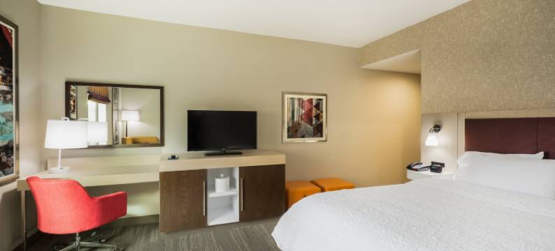 纽波特欢朋酒店(Hampton Inn Newport)图片