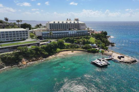 晨星浮标屋法国人礁,傲途格精选沙滩度假村(Morningstar Buoy Haus Beach Resort at Frenchman's Reef, Autograph Collection)