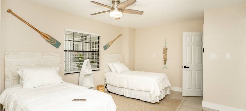 Waterfront Crystal River with Private Dock and Kayaks图片