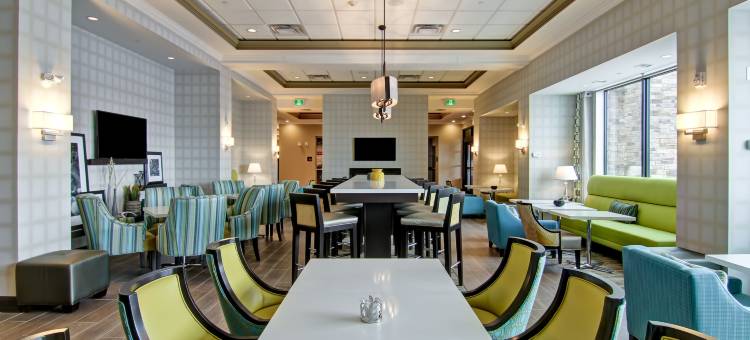 希尔顿旗下欢朋酒店及套房-萨斯卡通机场(Hampton Inn & Suites by Hilton Saskatoon Airport)图片