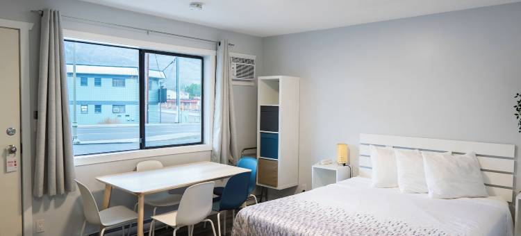 Poplars Motel on the Lake图片