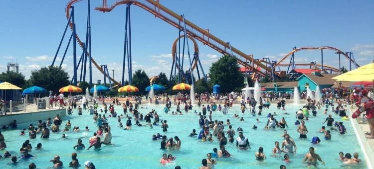 夸克敦阿伦敦凯艺套房酒店(Quality Inn & Suites Quakertown-Allentown)图片