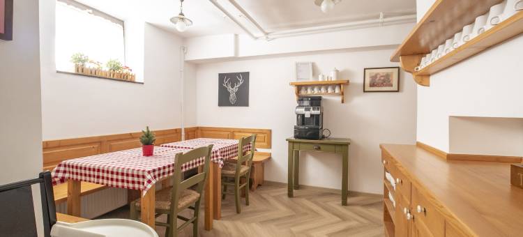 Berghi酒店和公寓(Berghi Hotel and Apartments)图片